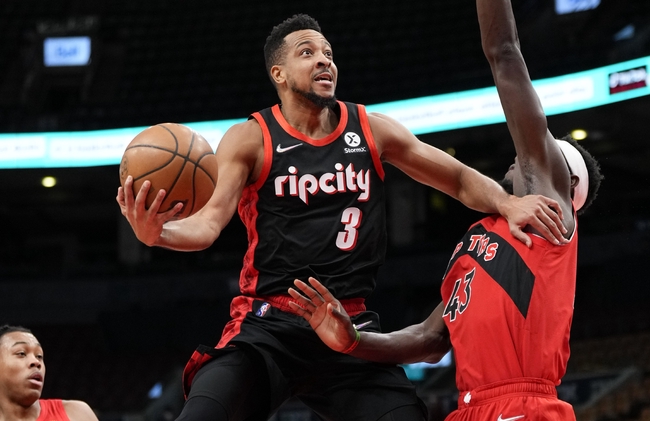 的是两地青 的是两地青